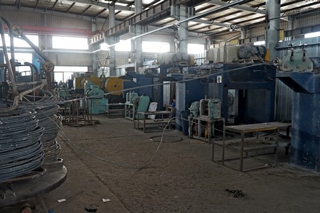 Steel wire rod pulling